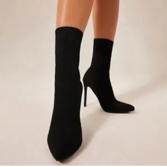 NWT Zara Elegant Black Women's Heels size 39 - Picture 1 of 5